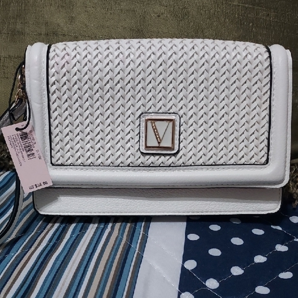 Elegant White Woven Clutch